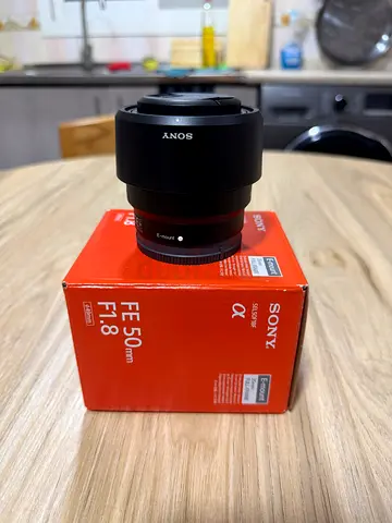 Sony FE 50mm, F1.8, E-mount prime lens