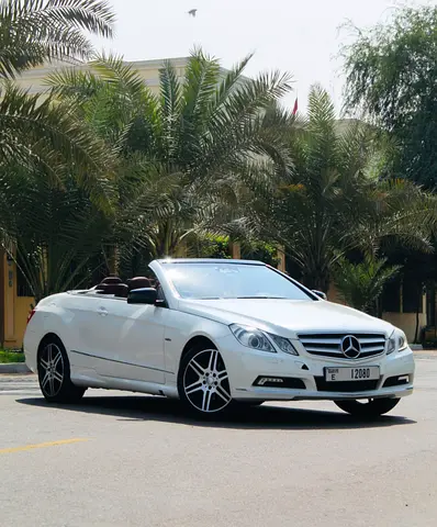 BUY AND DRIVE! Mercedes-Benz E-Class E 350 2013 GCC Specs