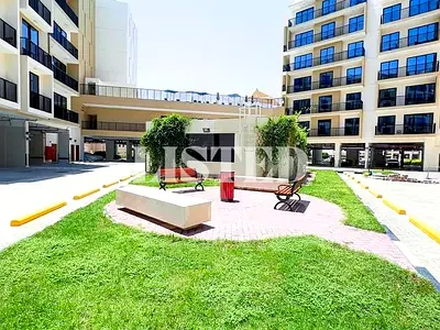 High floor | Free Cowork Space | Unfurnished| Rare Find