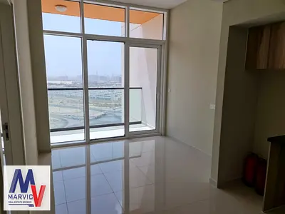 High-Floor | Golf & Skyline Views | Multiple Option