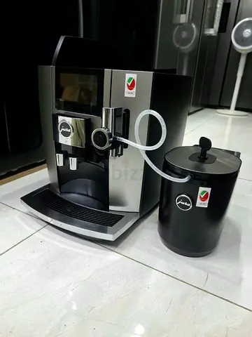 Jura j8 automatic espresso coffee machine with milk frother - good condition