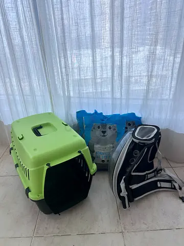 Cage (medium) + pet bag + 2.5 sand bags