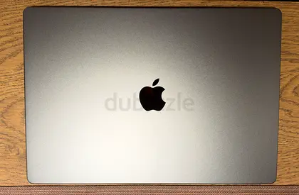 MacBook Pro 16" M5 Max