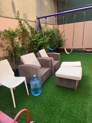 Garden furniture free