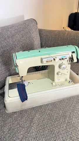 Vintage portable sewing machine (mechanical) -
