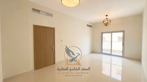 تاني ساكن | مساحة ممتازه | قريب السوق الصيني | بلكونه | خزائن بالحائط