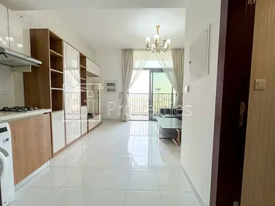 Splendid Studio | Near Metro | Fully Furnished