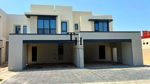 Negotiable | Single Row | Close to Amenities