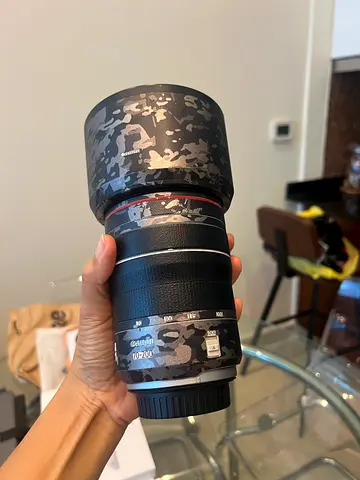 Canon RF 70-200mm f/4L IS USM – Excellent Condition (Lens Only) With camuflage skin