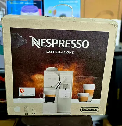 Nespresso lattisima one