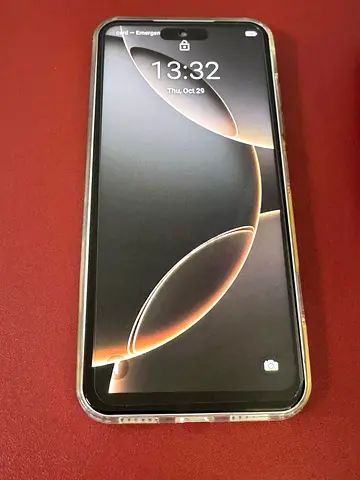 iPhone 17 Pro Max (Android System)