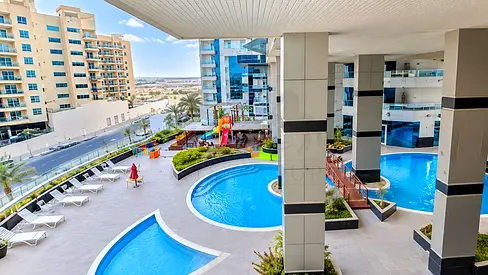Spacious Layout | Bright Interiors | 4 Cheques