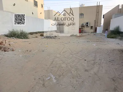 A unique residential opportunity Own a plot of land in a strategic location close to all services |