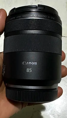 Canon RF 85mm F2 Macro IS STM lens - Used