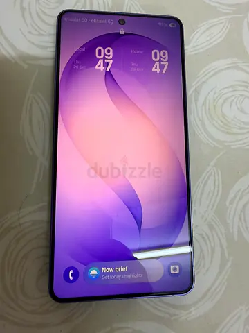 Used purple Samsung galaxy s26 ultra  in very good condition