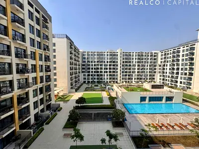 Pool View | Fully Furnished | Ready to Move