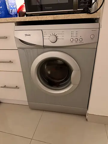 Front-load washing machine - 7kg, silver, working condition