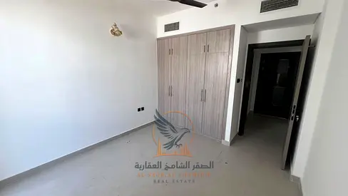 شقه غرفه وصاله وبلكونه اول ساكن تشطيبات سوبر لوكس مساحات ممتازه بعجمان  بجوار المستشفي السعودي الالماني