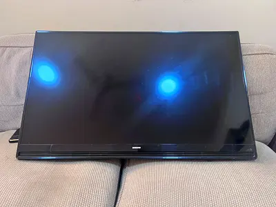 Samsung 32-inch LED TV - Good Working Condition