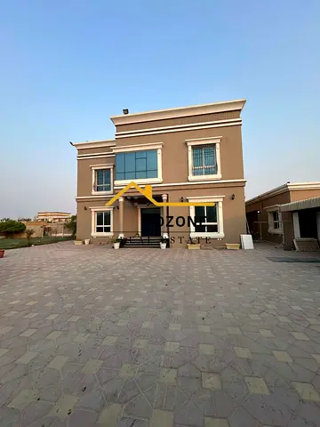 Specious brand new 5 bed with majlis maid-room all master