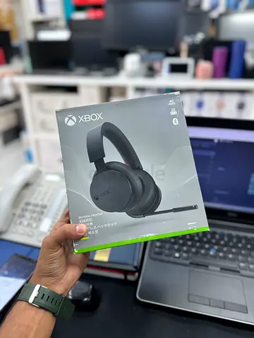 Microsoft Xbox Wireless Headset (open box) - Black