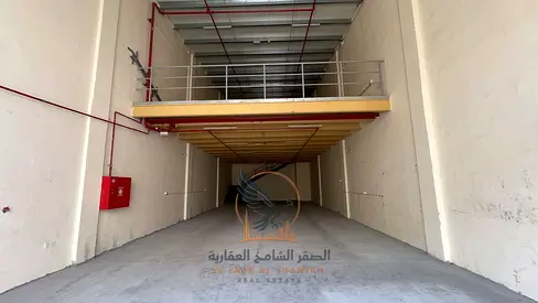 Warehouse for rent, 3,600 sq. ft., mezzanine, modern fire system, suitable for commercial and industrial use.