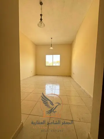 Spacious Studio with Built-in Wardrobes, in a Prime Location on Old Traffic St, near Grand Mall & Khalifa St.