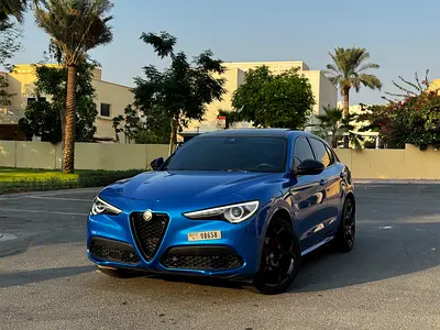 2022 Alfa Romeo Stelvio Veloce GCC Specs - Warranty - Service contract - Original paint -first owner