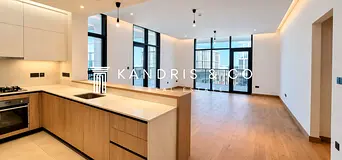 Corner 1BR | Expansive Terrace | Natural Light