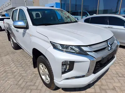 Mitsubishi L200 Double Cab (( GLX 4X4 // 2020 )) GCC Specs