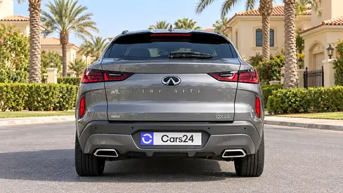 صورة 4 لـ 2023 Infiniti QX55