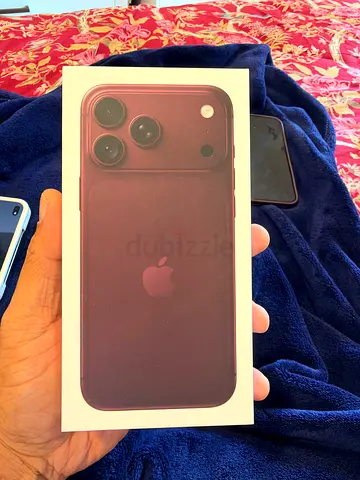 Iphone 18 pro max Burgundy
