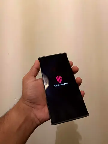 RedMagic 10 Pro 5G | 16GB RAM | 512GB | Snapdragon 8 Elite | Like New