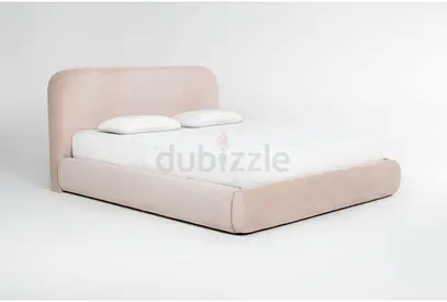 Round corner silhouette super king velvet bed