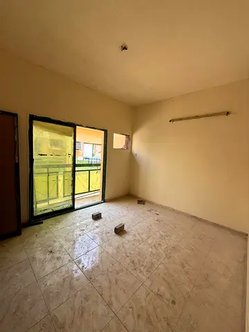 Labour Accommodation for Annual Rent – Ajman Industrial Area 2 32 Rooms | Capacity of 6–8 People pe