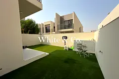 Corner | Biggest Kitchen | 3 Bed + Maids