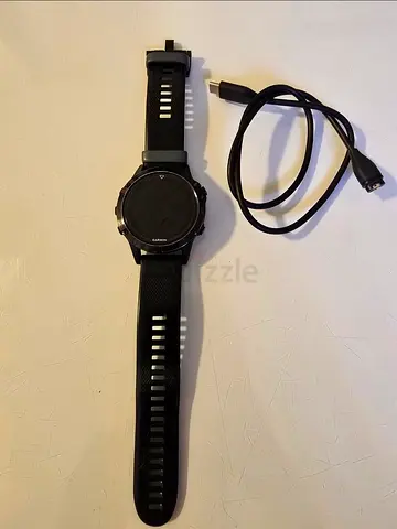 Garmin Fenix Style GPS Sports Watch with Charger - Black (Used)