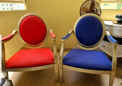 2 arm chairs