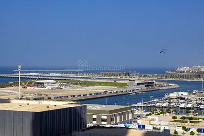 Luxury Living with Stunning Views | Marina | 2 + M