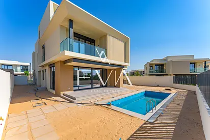 BEST PRICED | PRIVATE POOL | LANDSCAPED