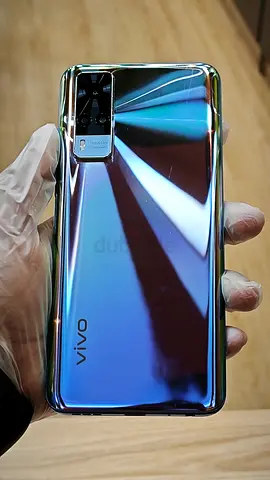Vivo smartphone - good condition, reflective blue