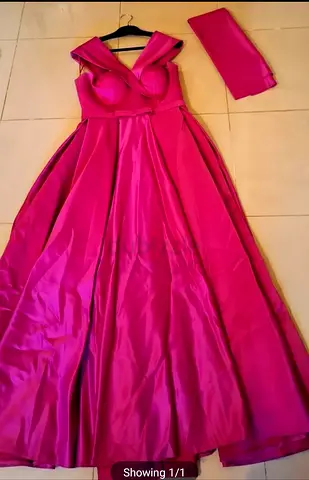 Tail Pink Evening Dress with Shawl (Queen Crown) فستان سهرة مع شال
