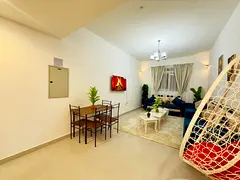 Including all bills / new building / 3 bathrooms / new furniture / strategic location