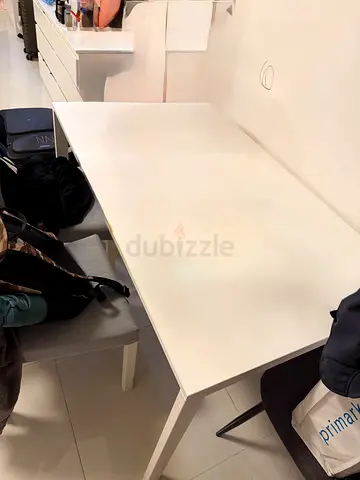 Simple white study/work/dinner table - good condition