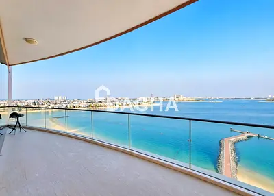 Exclusive Corner 3-Bedroom | Full Sea View