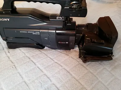 Sony DCR-SD1000E video camera