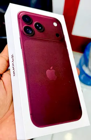IPHONE 18 PRO MAX 256 GB STORAGE 2  PHYSICAL SIM