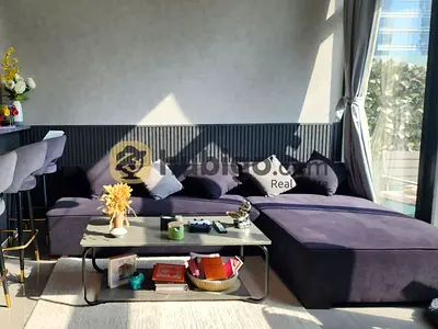 Prime Location | High Floor | Furnished & Vacant