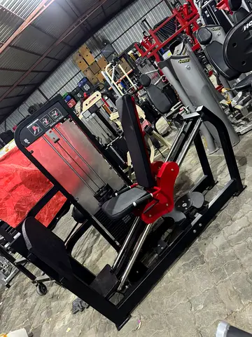 HAMMER STRENGTH SELECT SEATED LEG PRESS