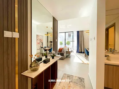 10% Discount for Cash | Seaview | Ready | Beach access